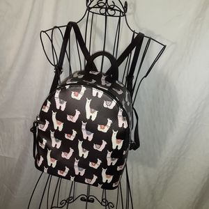 T-SHIRT & JEANS LLAMA BACKPACK